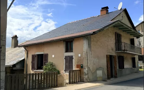 Maison 8 pièces 200 m² · à Plateau D Hauteville · 200 m² · 150 000 €